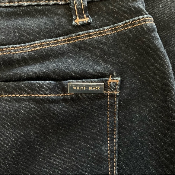 Host Pick!  White House Black Market Jegging Crop Jeans Size 6 Dark Wash - Picture 7 of 11